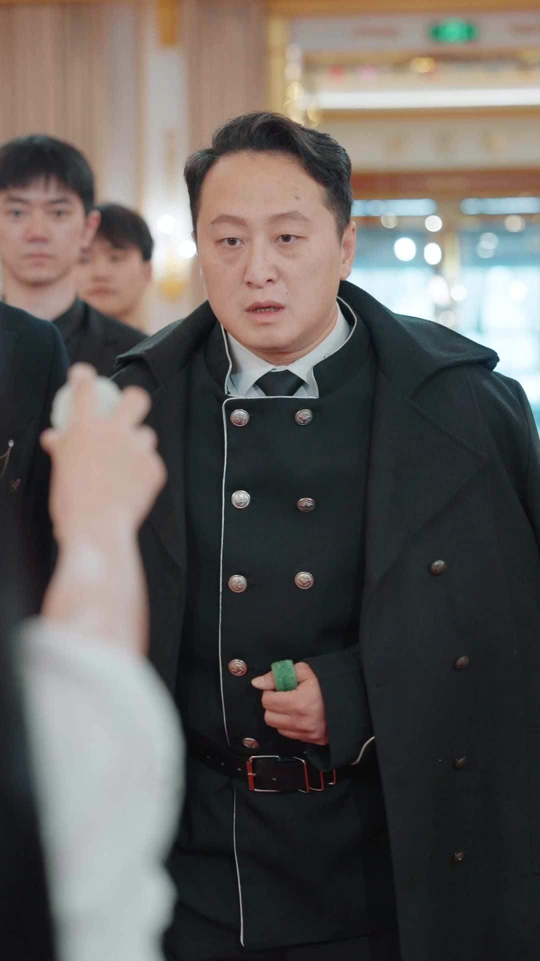 Dumped in Public, Back as an Heiress
