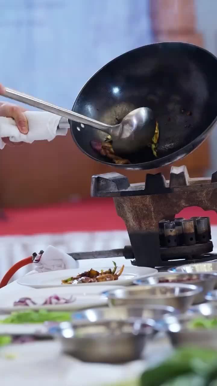 (Dublagem)O Legado Perdido do Chef Divino