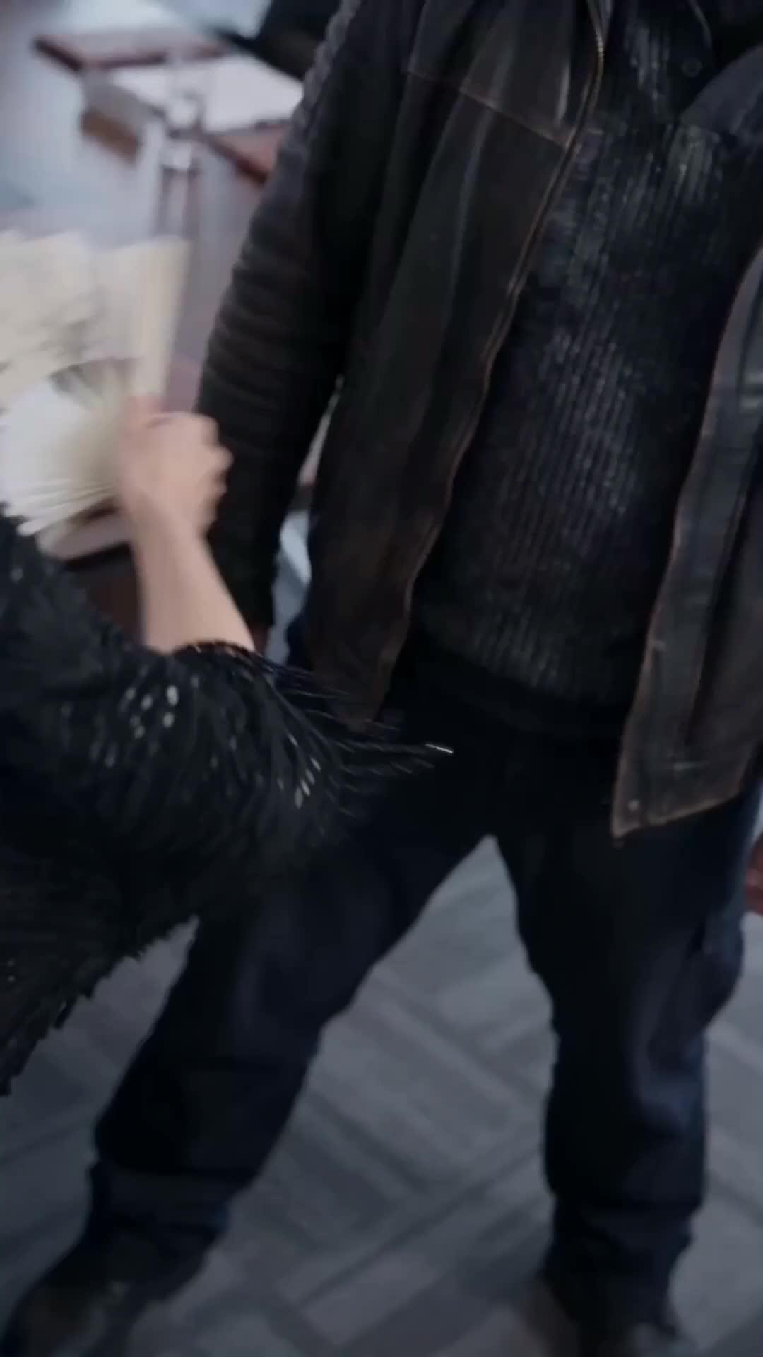 Abla Düzeni Kurar