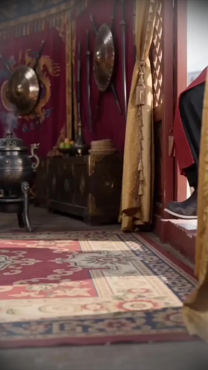 I Posed as a Man, the Empress Is Obsessed! Episode 16
