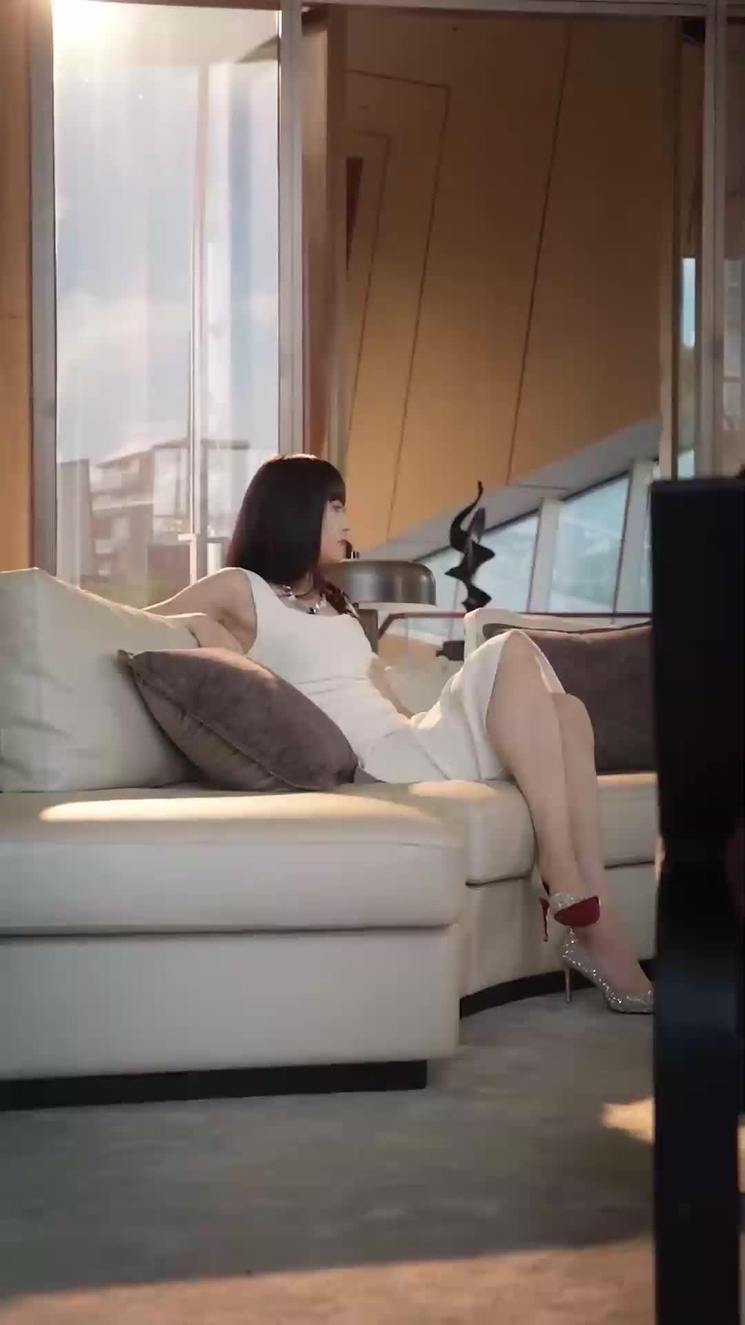 (더빙) 어둠 속에 찾아온 빛