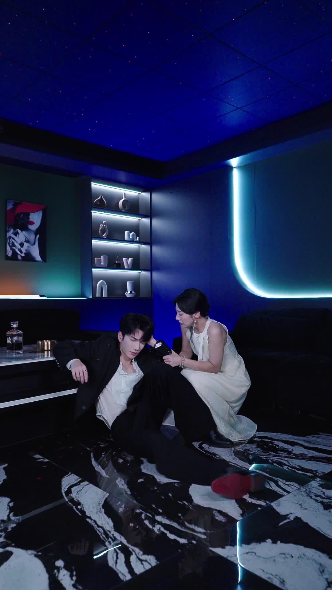 Married To The Blind Billionaire
