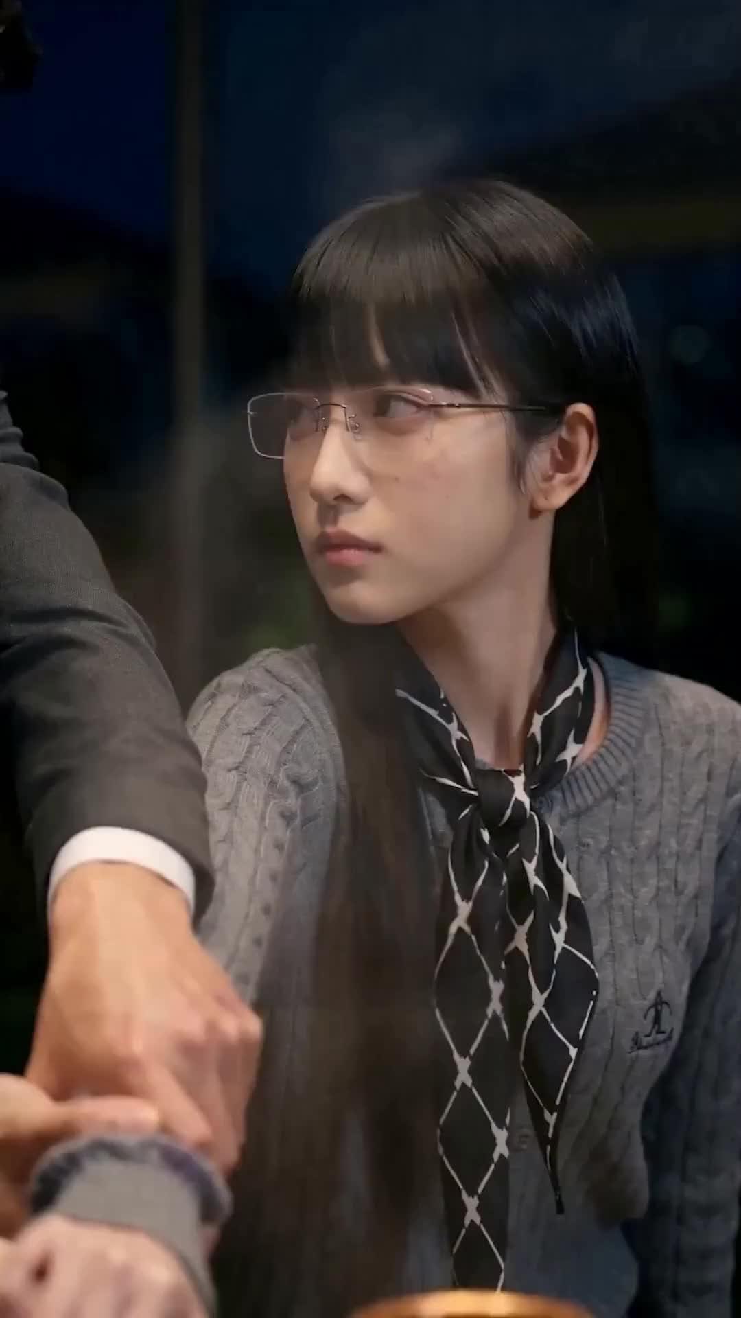 (Dubbed) The True Heiress Buried in Asylum