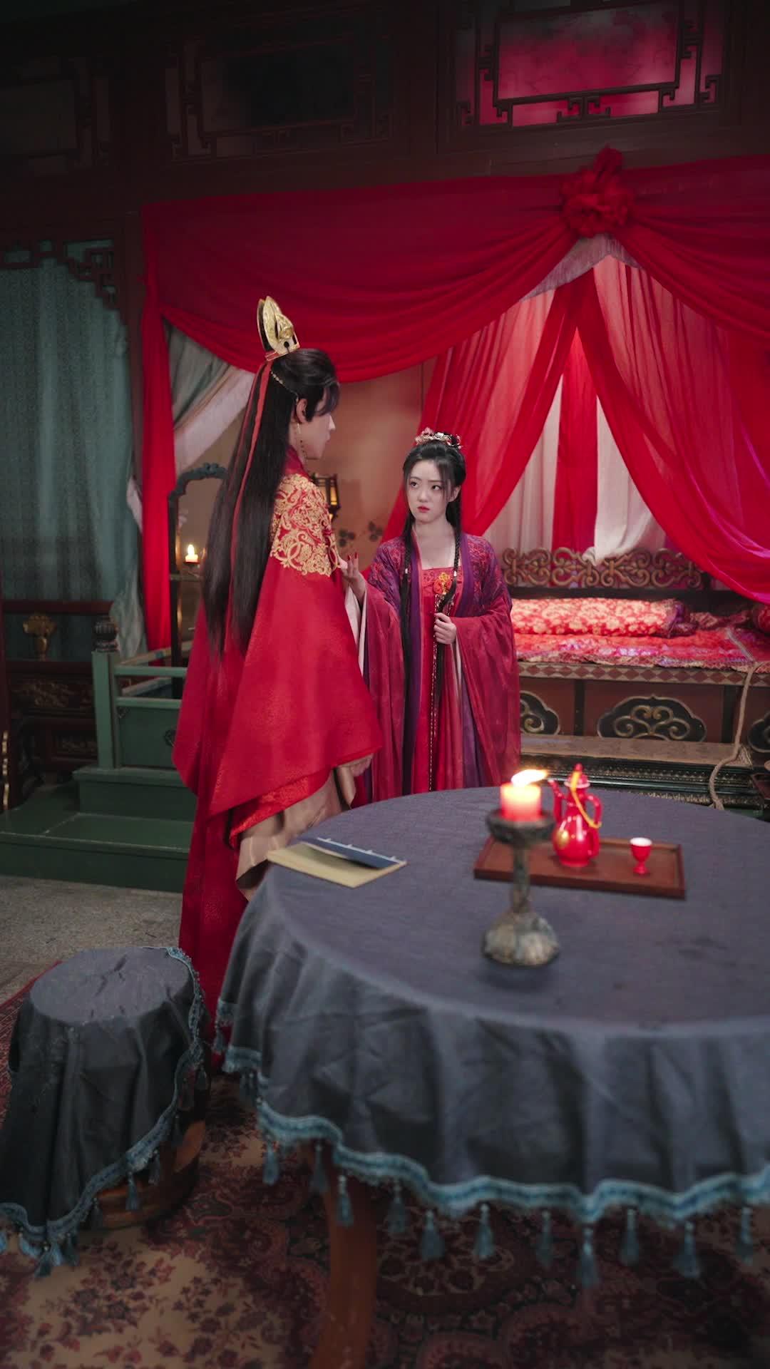 Dikelilingi Wanita Hebat