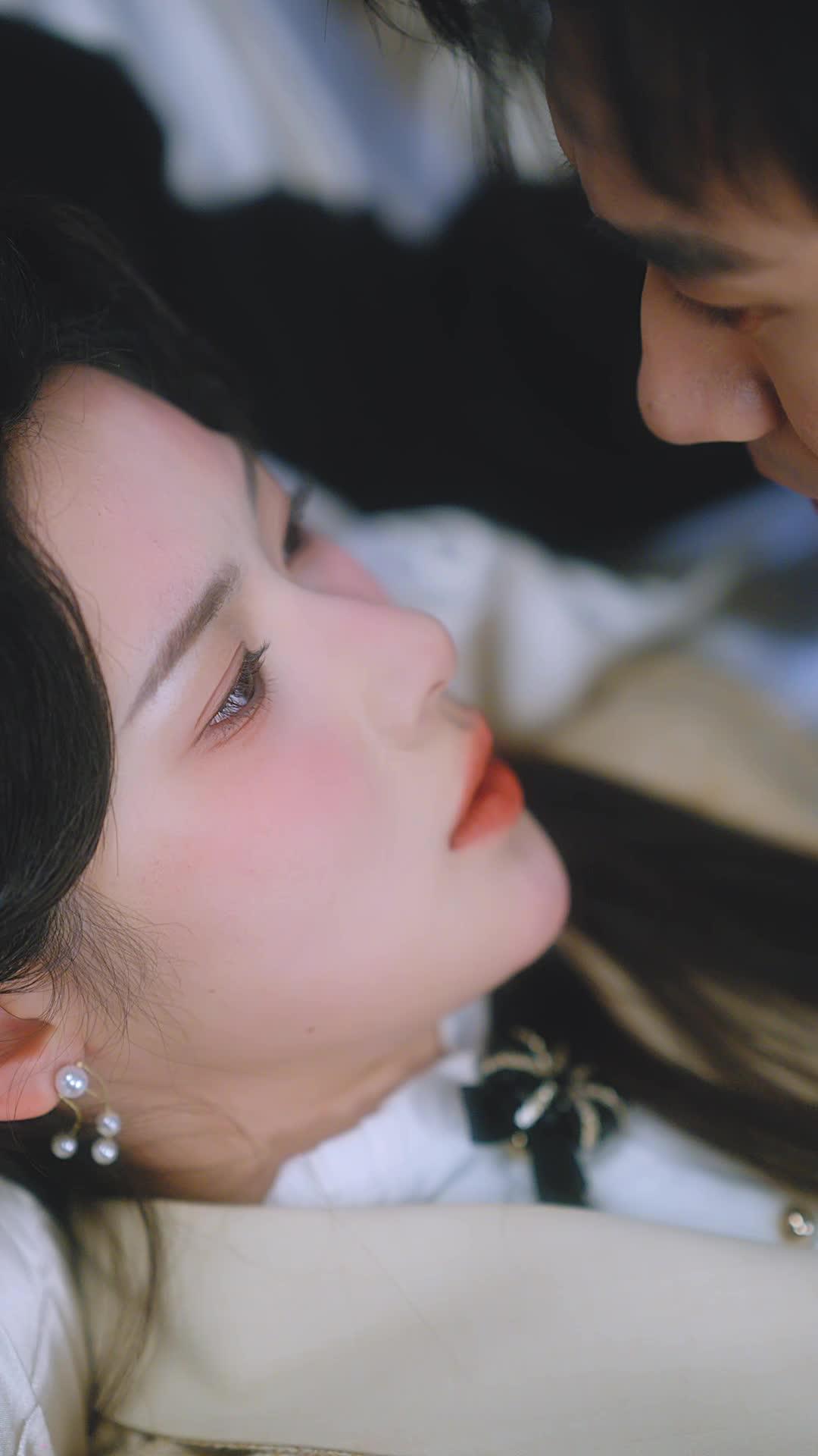 His Obsession, Her Choice