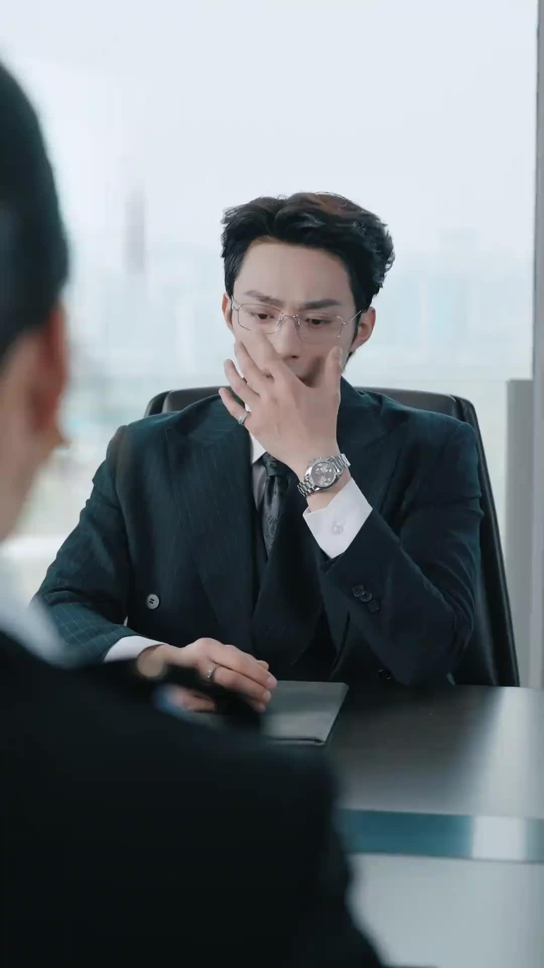 대표님, 이번엔 제가 갑입니다