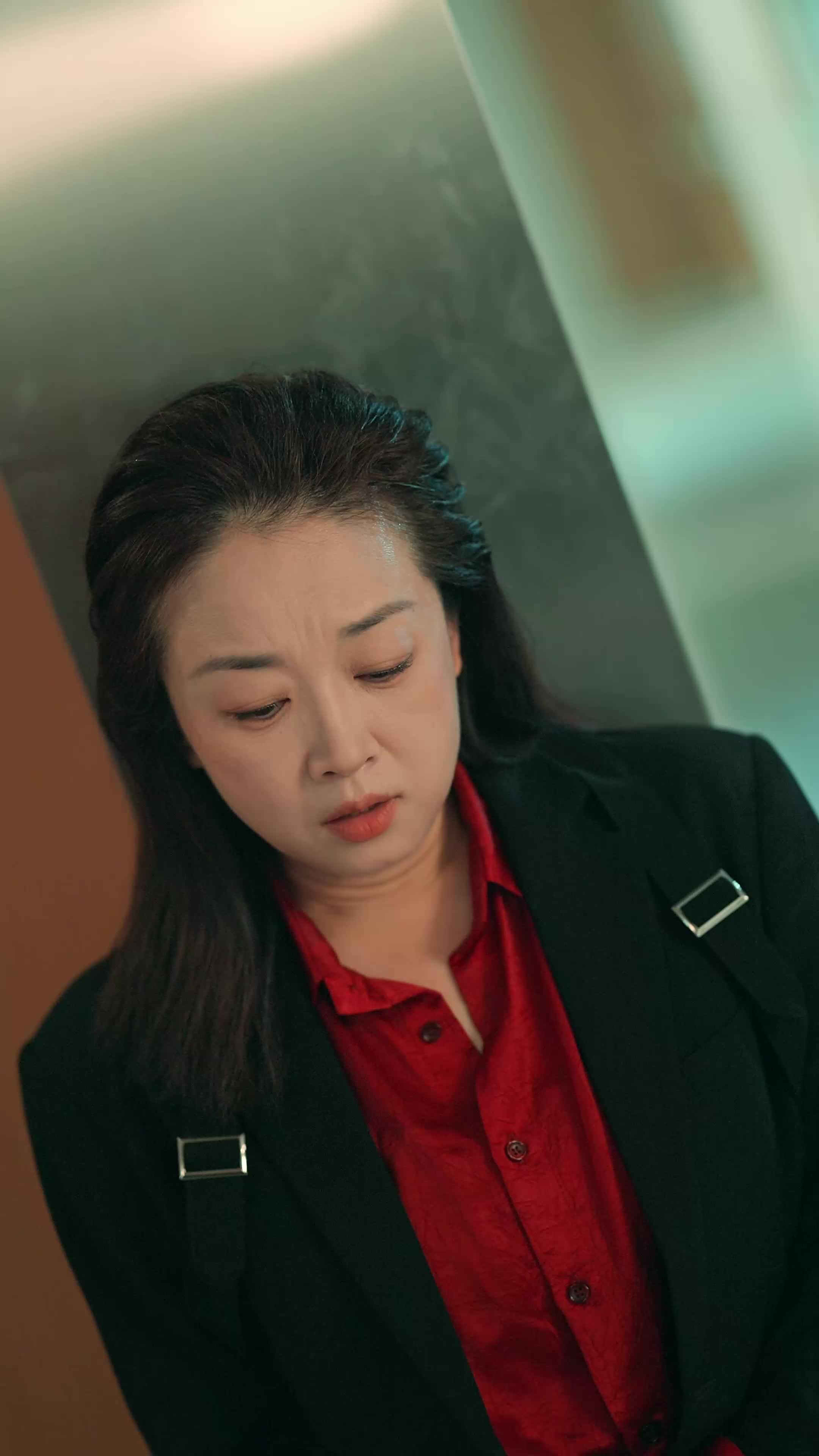 누명 쓴 여왕의 귀환