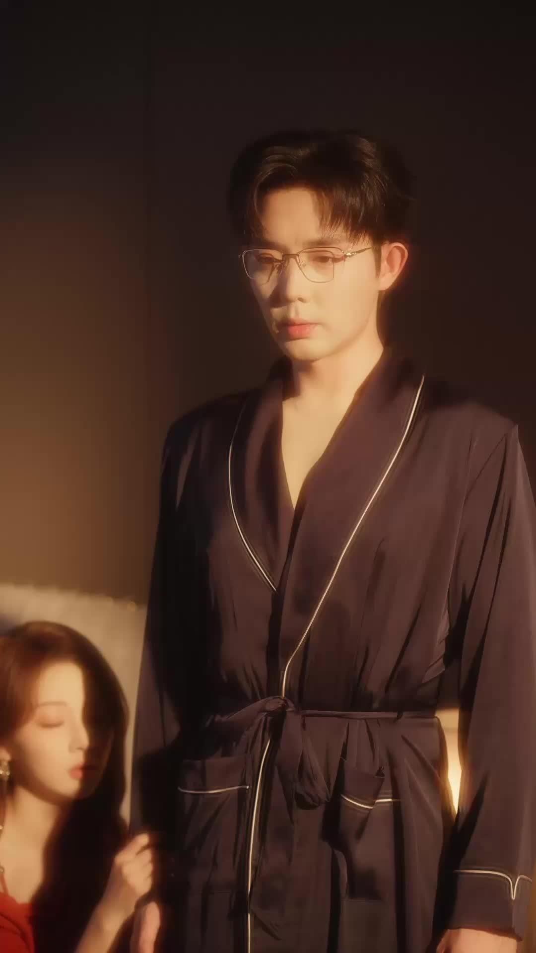婚紗下的腦補戀