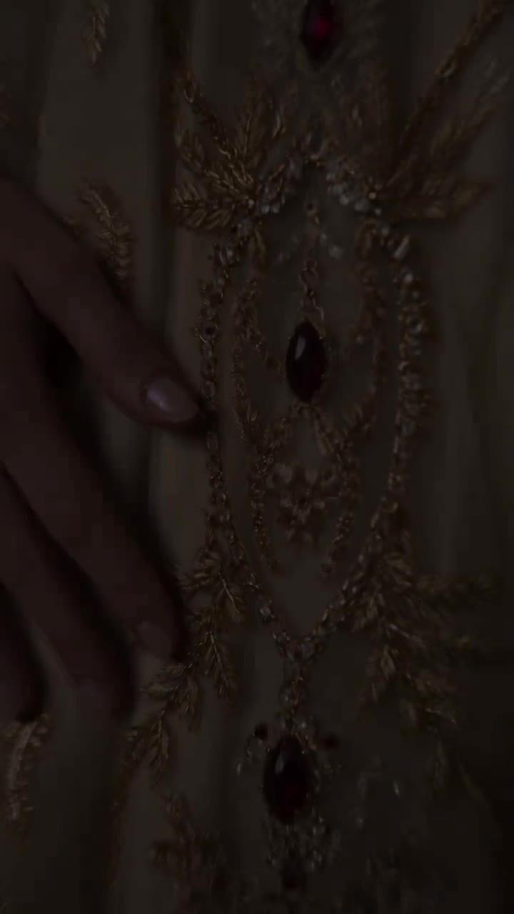 Dead Love Makes No Tears