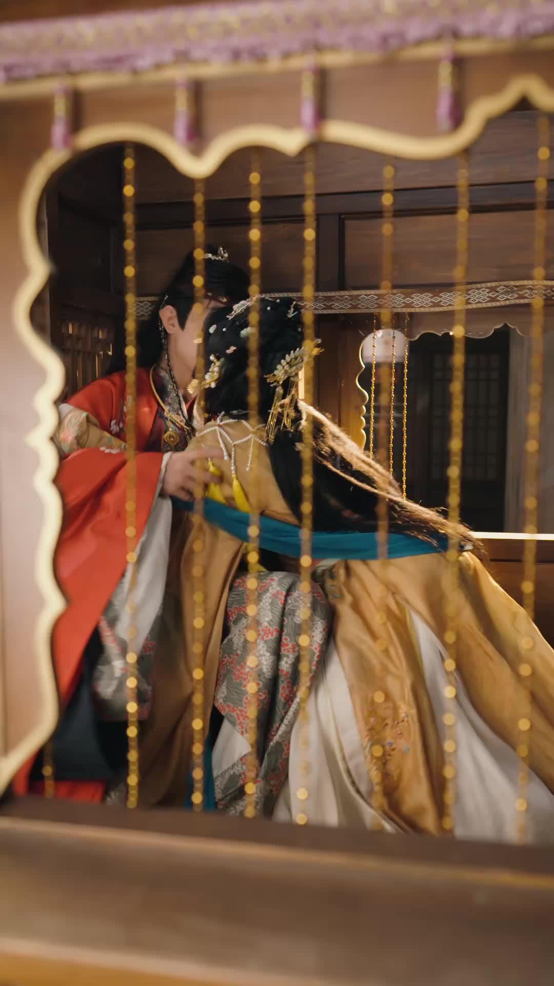 MARIÉE AU PIRE DANDY