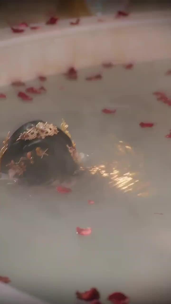 Ela Veio Matar o Imperador