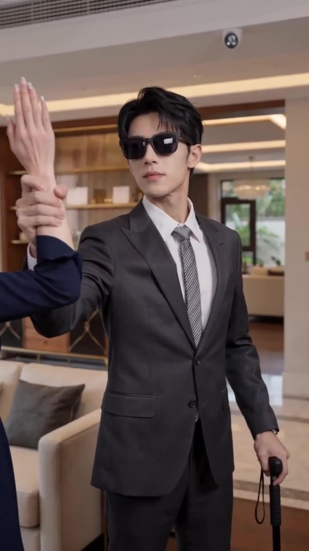 My Blind Husband Is A Secret King