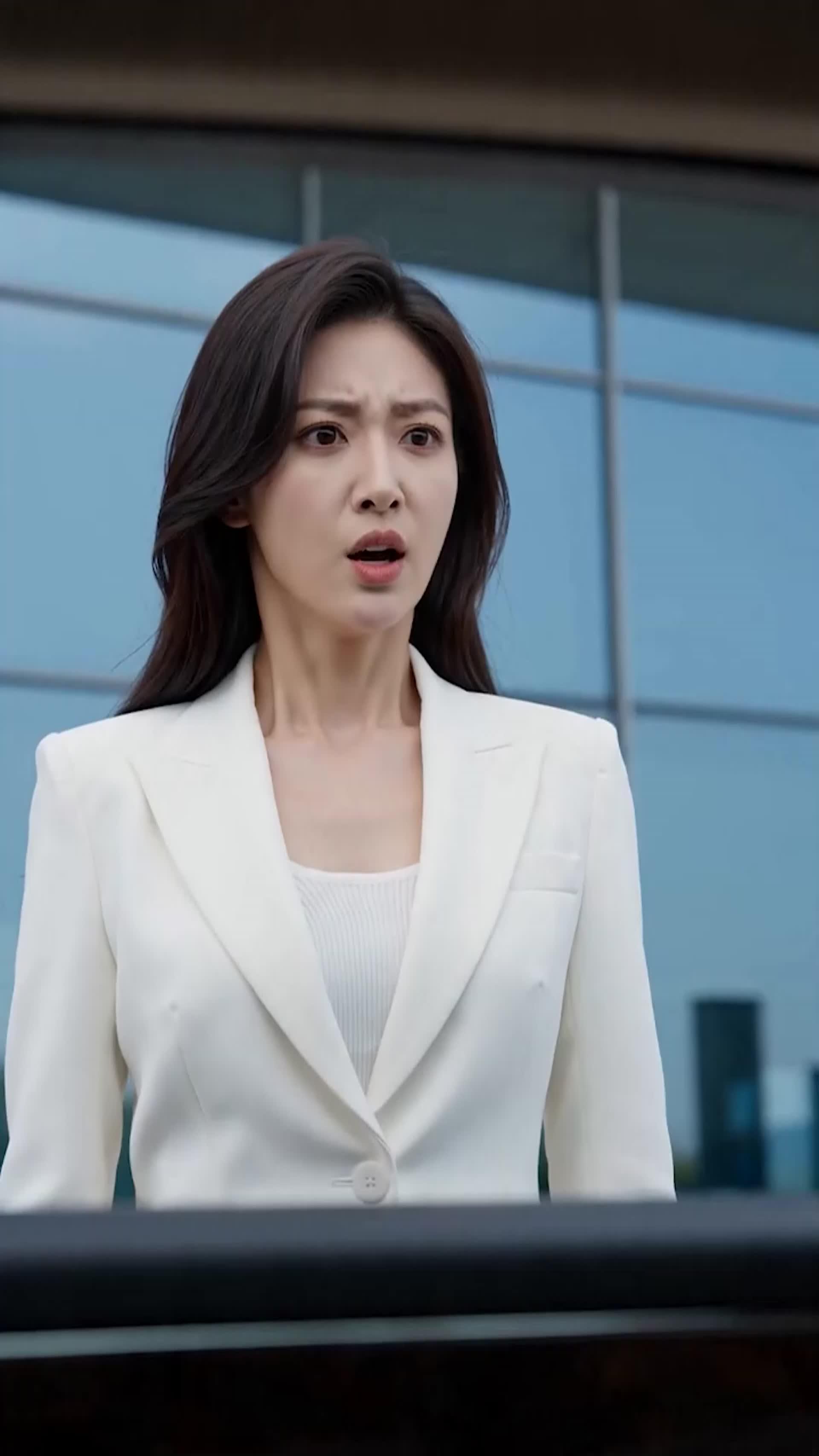 The Invisible Husband Was The CEO