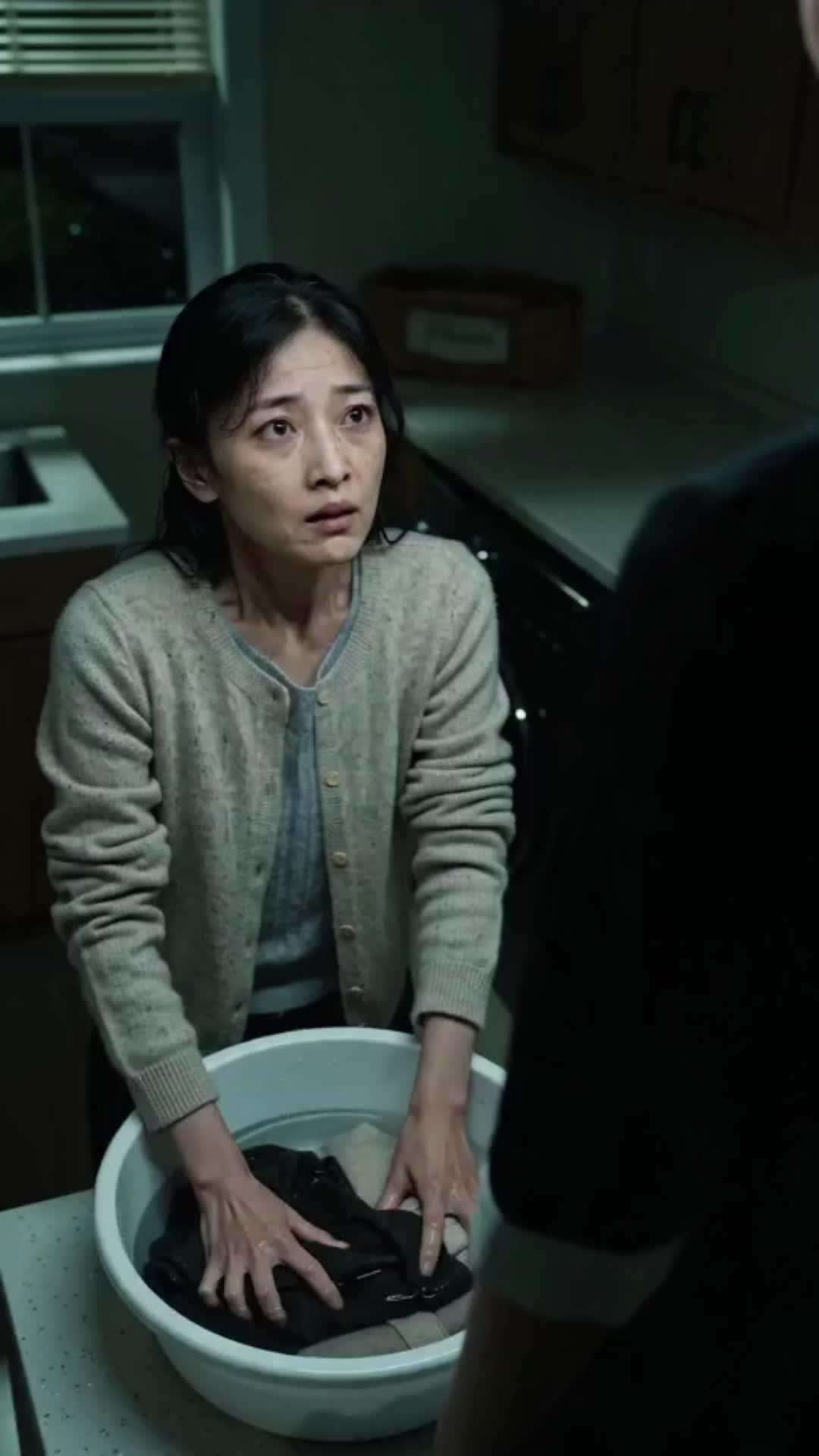 A Mother In A Maid's Uniform