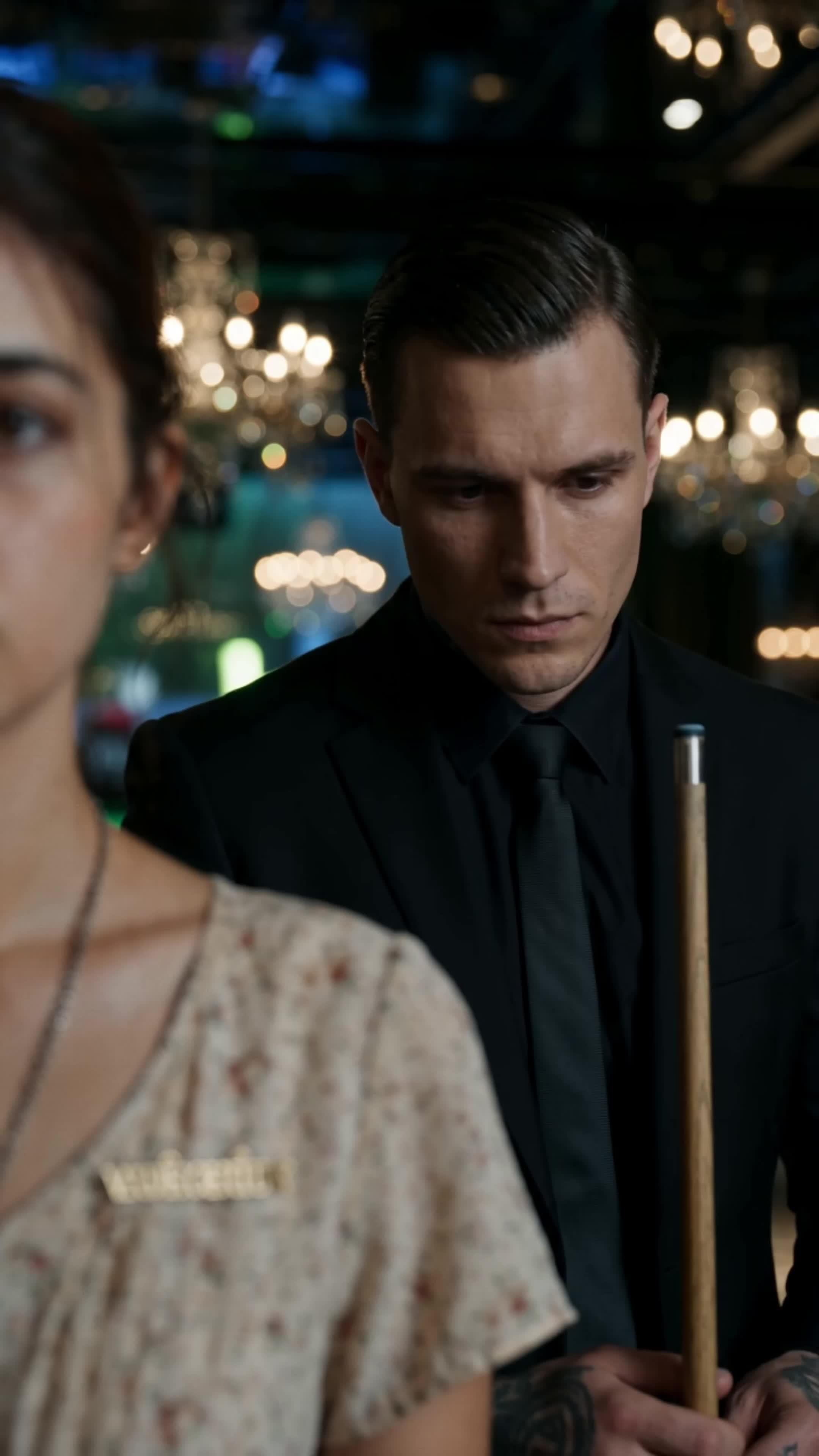 The Queen's Cue