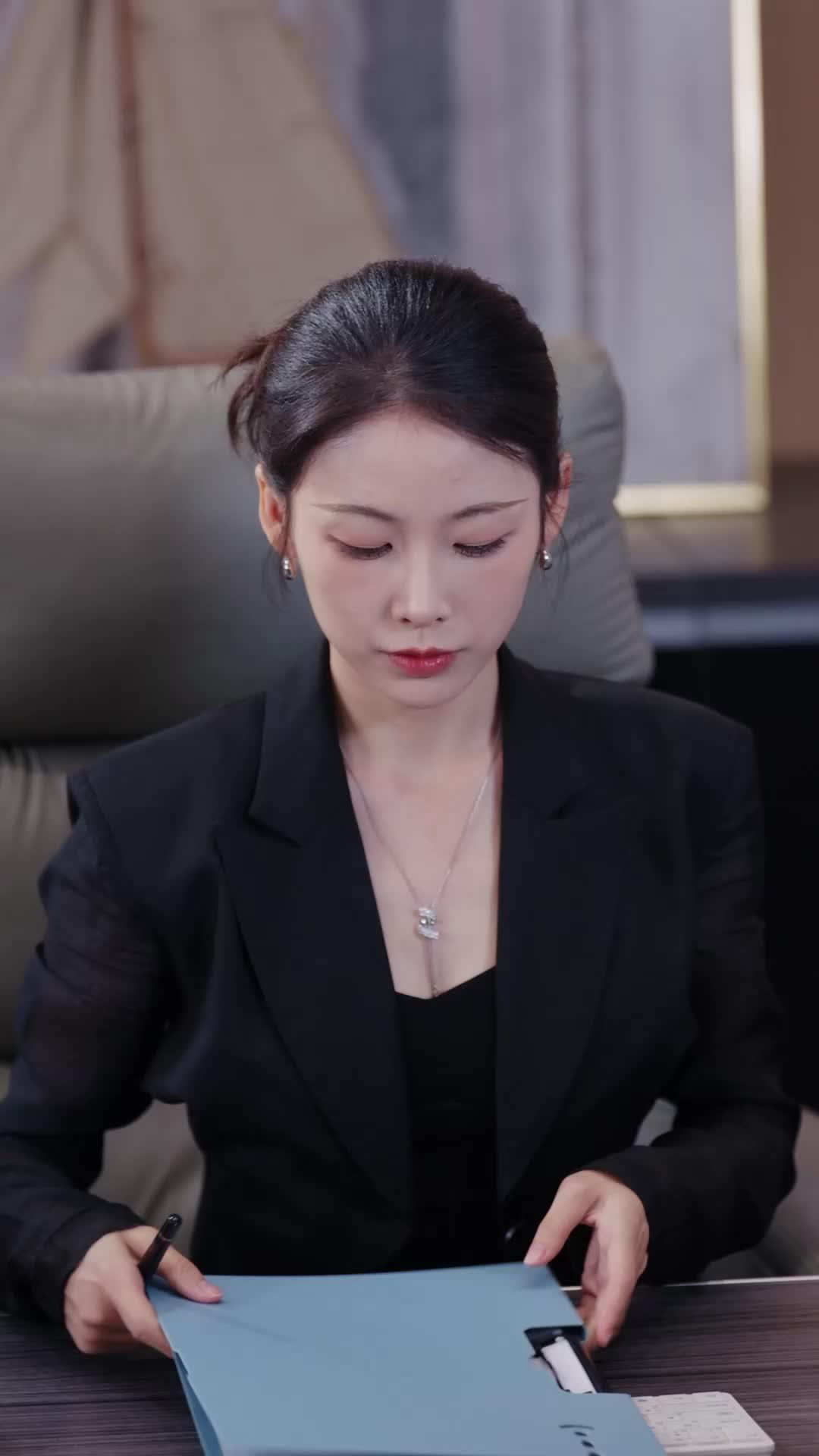 가족이라는 이름의 대가