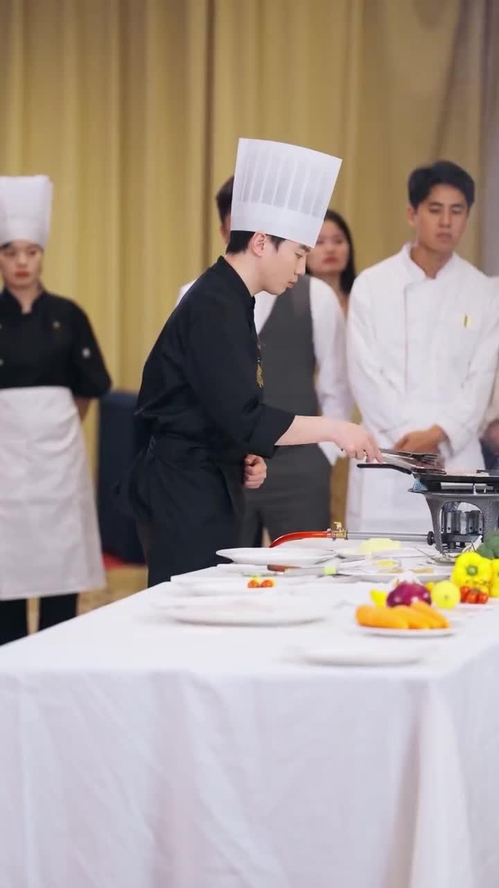 (Dublagem)O Legado Perdido do Chef Divino
