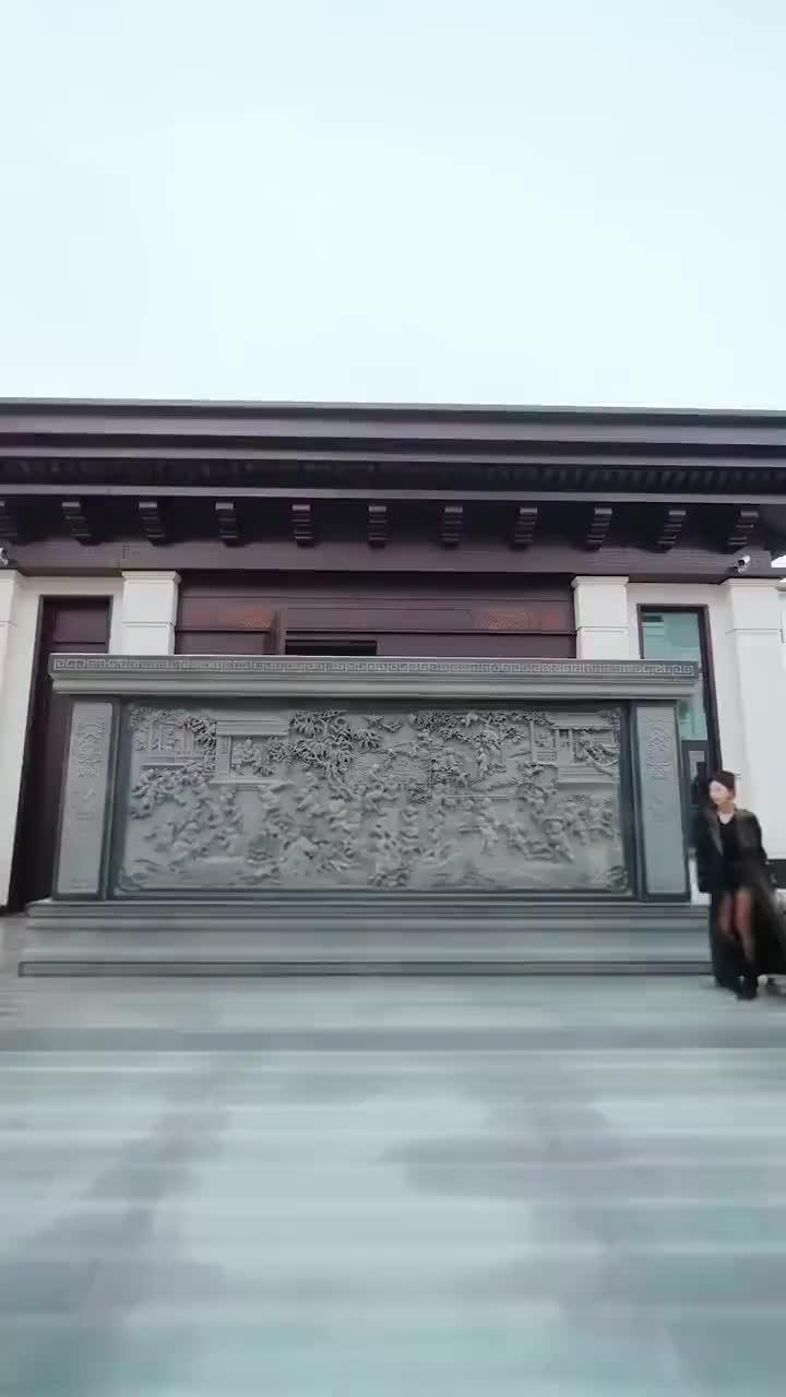 La verdadera hija contraataca