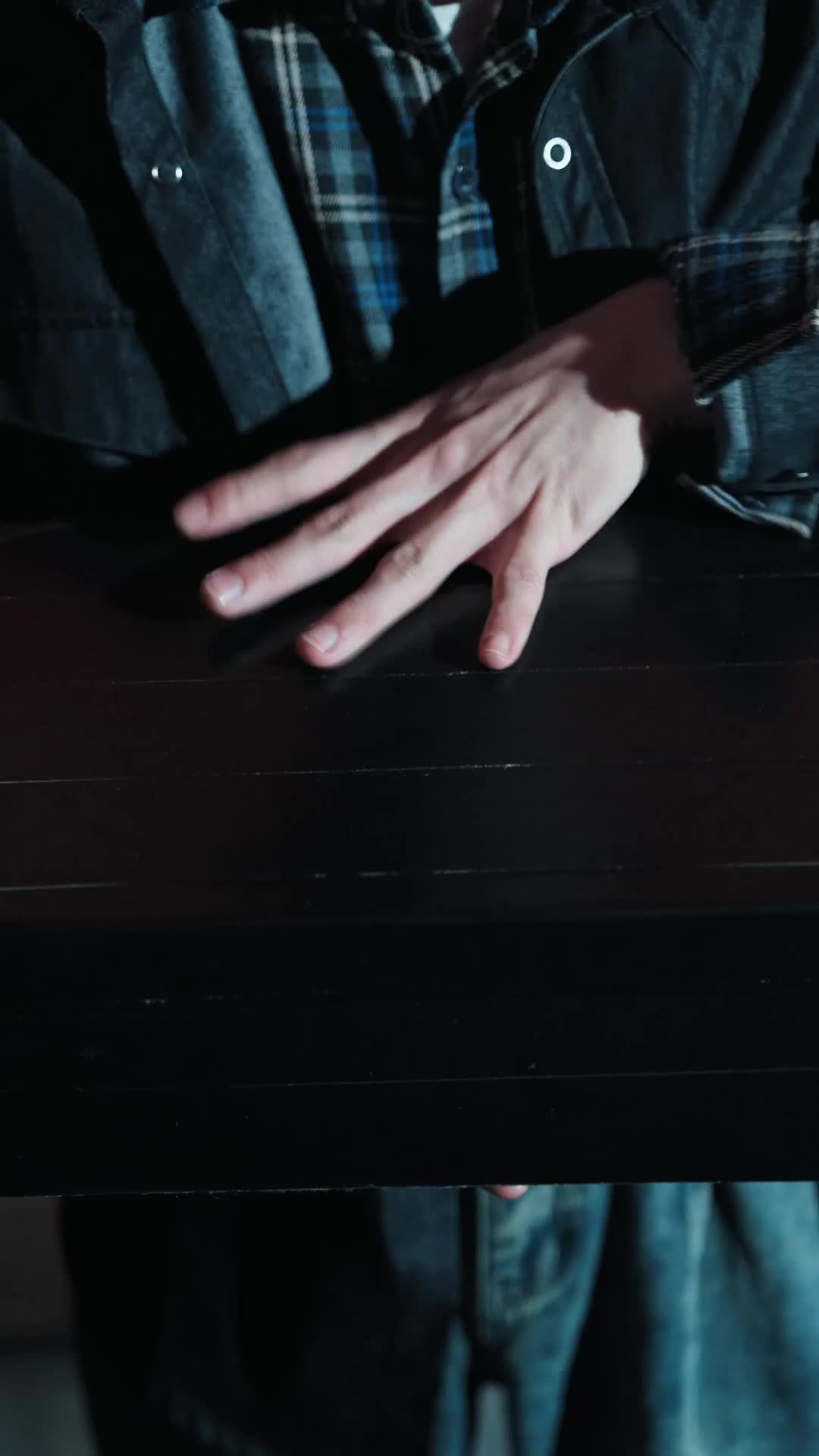 FAUX BILLETS, VRAIE REVANCHE