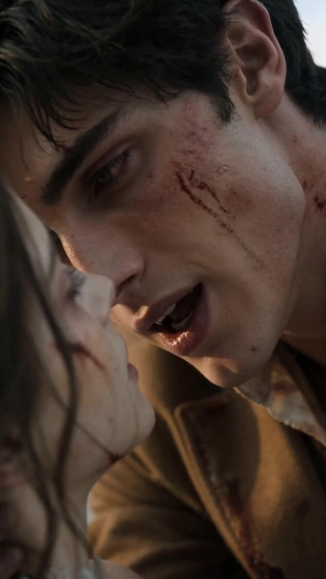 My Vampire First Love Regretted Losing Me