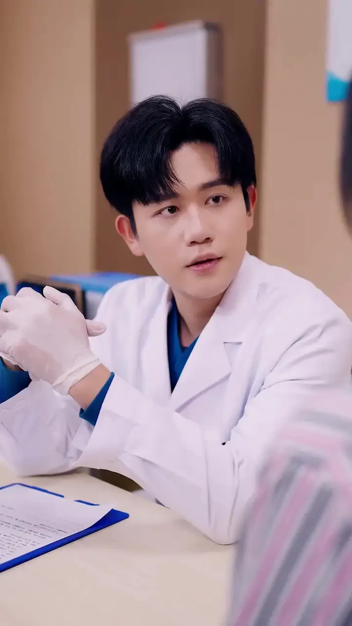 (Dubbed) Wow! He Is a Brilliant Surgeon Episode 67